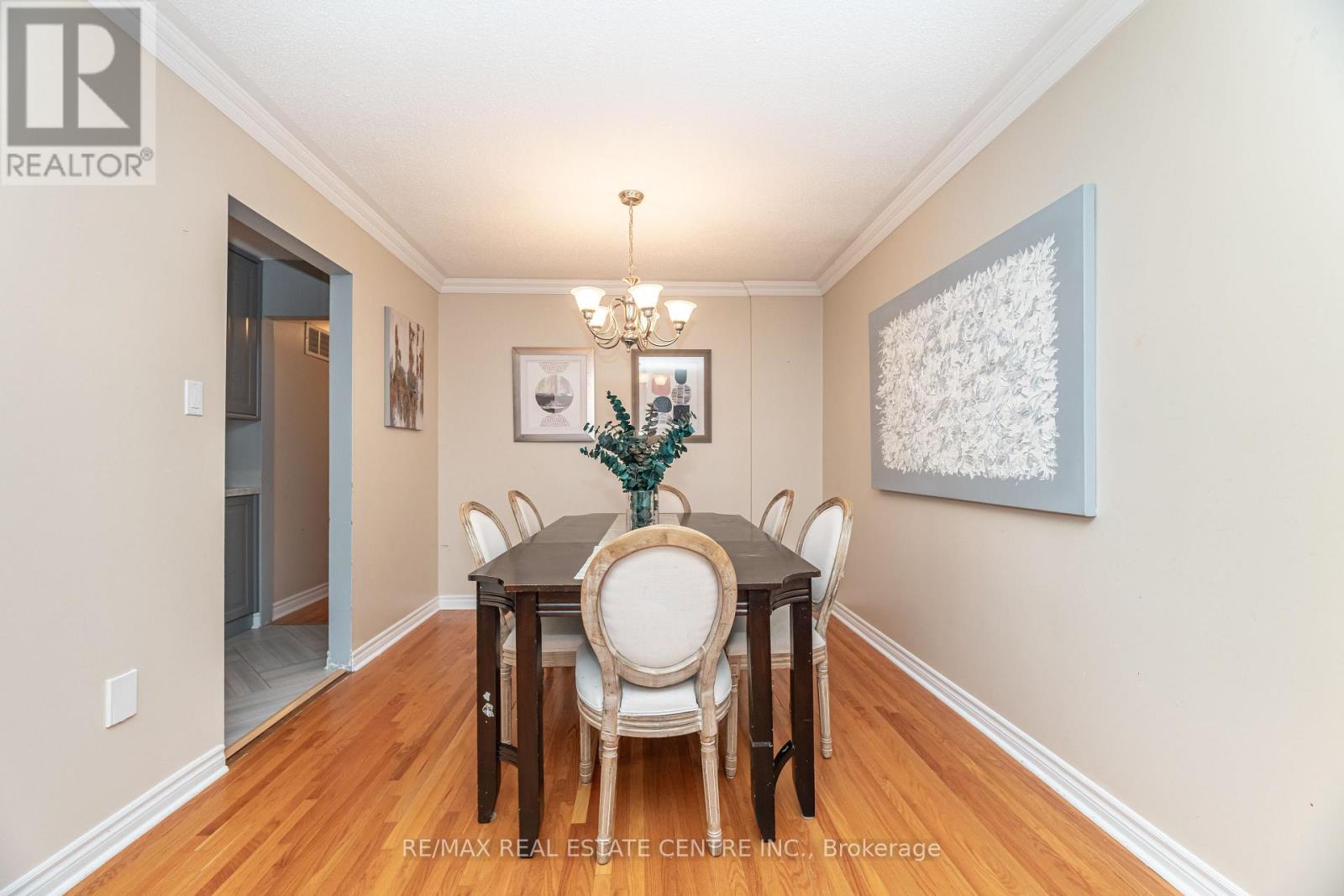 4262 Poltava Crescent, Mississauga, Ontario  L4W 3C2 - Photo 12 - W12598042