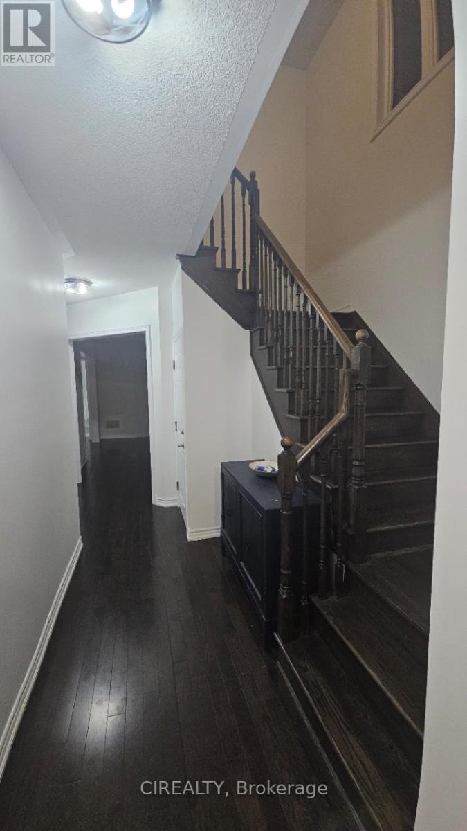 268 Bonnieglen Farm Boulevard, Caledon, Ontario  L7C 4B3 - Photo 11 - W12598118