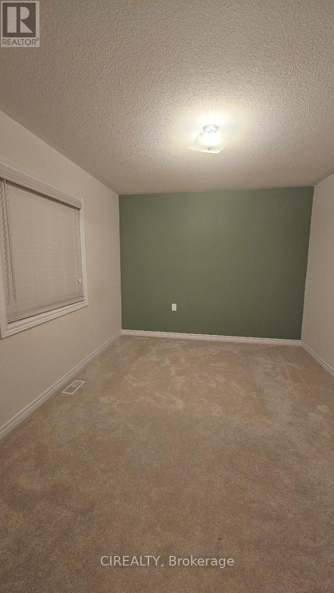 268 Bonnieglen Farm Boulevard, Caledon, Ontario  L7C 4B3 - Photo 19 - W12598118