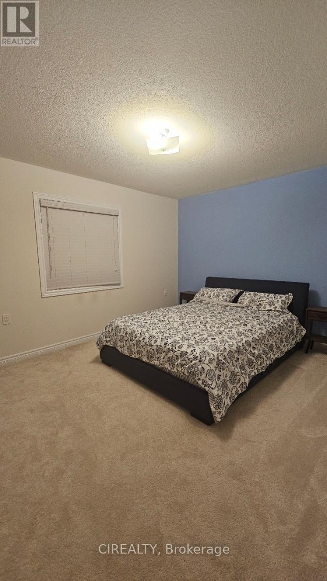 268 Bonnieglen Farm Boulevard, Caledon, Ontario  L7C 4B3 - Photo 20 - W12598118