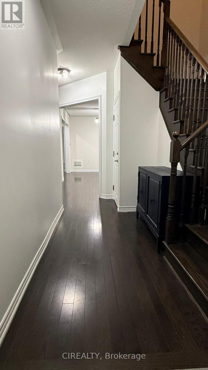 268 Bonnieglen Farm Boulevard, Caledon, Ontario  L7C 4B3 - Photo 8 - W12598118