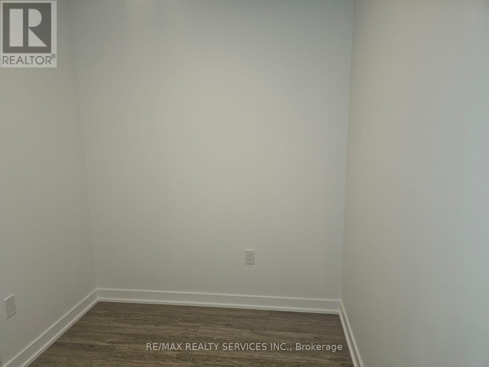 720 Whitlock Avenue, Milton (Wi Willmott), Ontario  L9E 2B9 - Photo 21 - W12598120