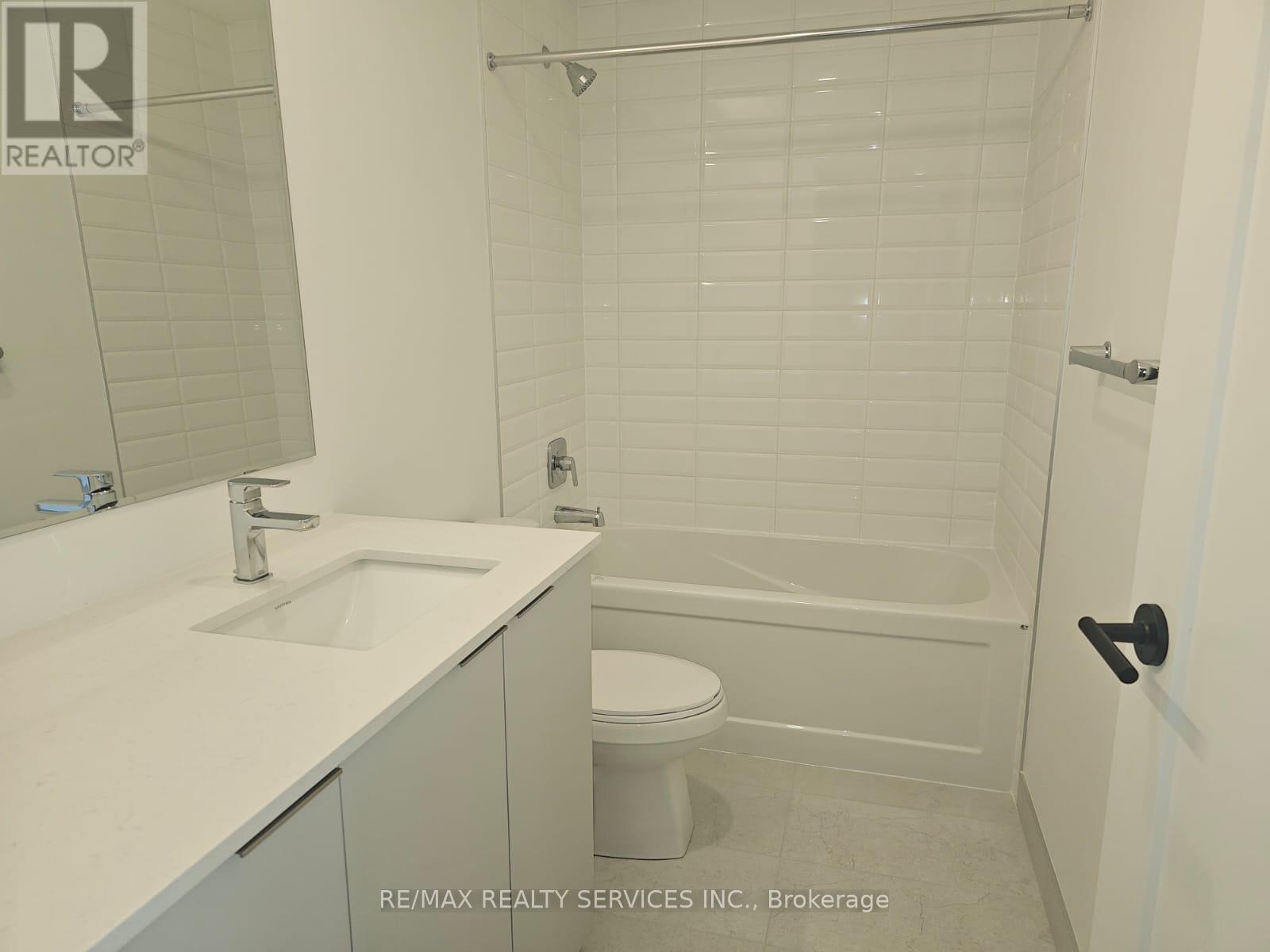 720 Whitlock Avenue, Milton (Wi Willmott), Ontario  L9E 2B9 - Photo 23 - W12598120