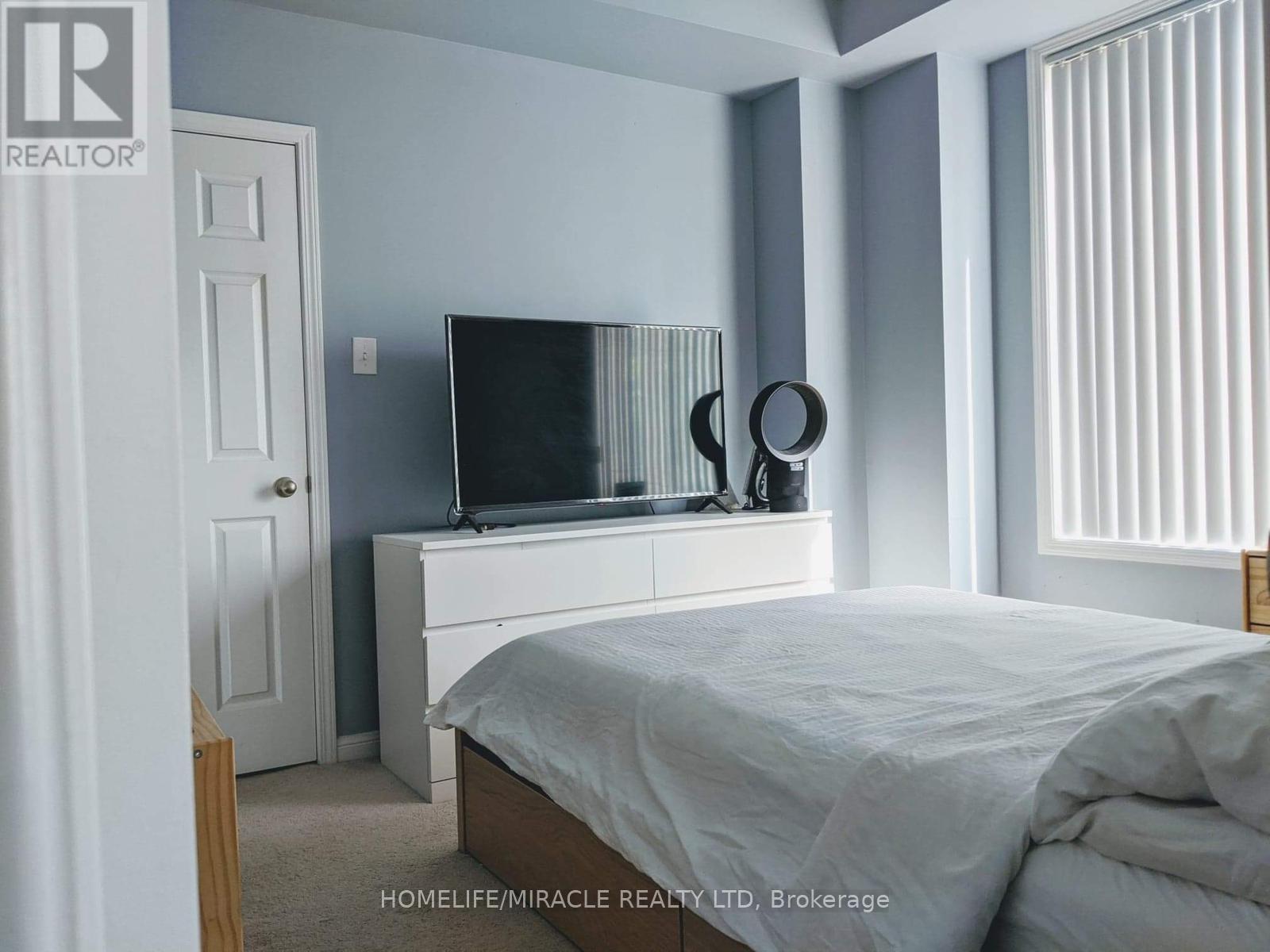 65 - 5650 Winston Churchill Boulevard, Mississauga, Ontario  L5M 0L7 - Photo 4 - W12598140