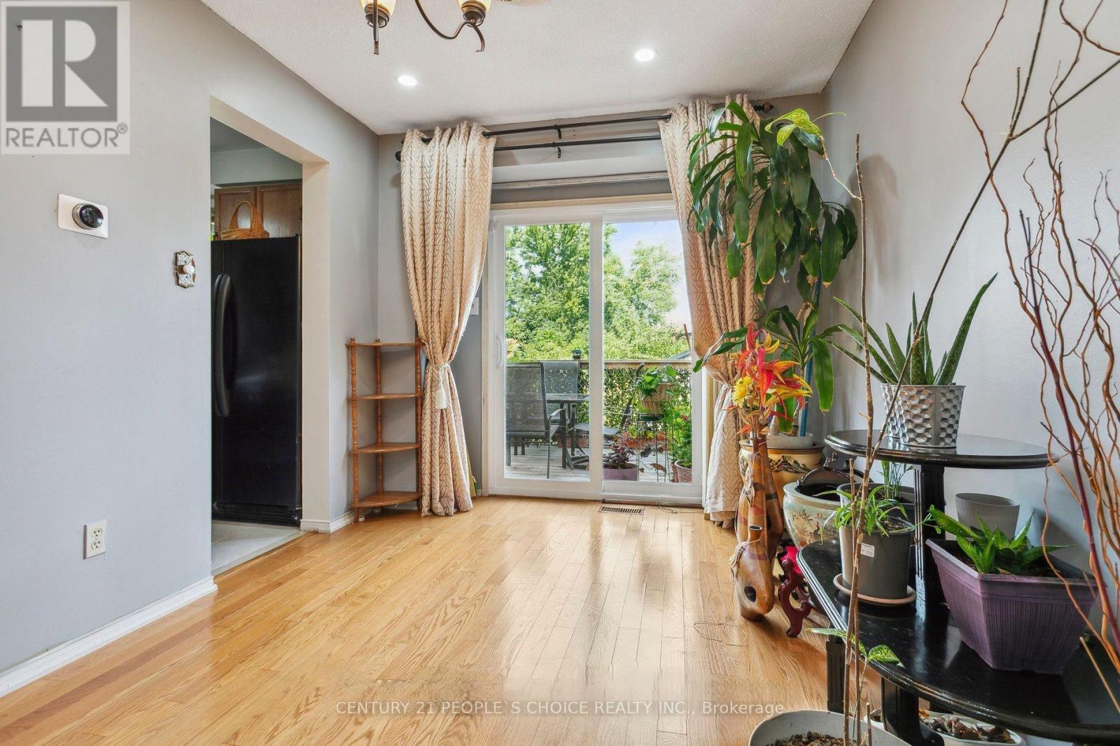 85 Acadian Heights, Brampton, Ontario  L6Y 4H2 - Photo 8 - W12598158