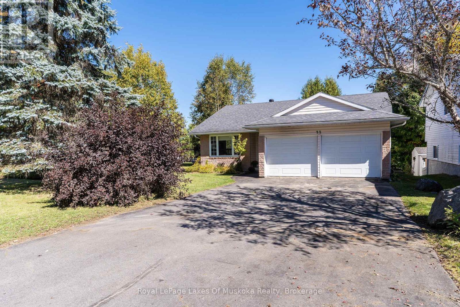 22 Knotty Pine Trail, Huntsville, Ontario  P1H 1S7 - Photo 2 - X12598228