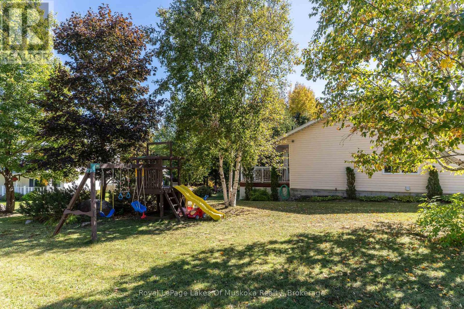 22 Knotty Pine Trail, Huntsville, Ontario  P1H 1S7 - Photo 35 - X12598228