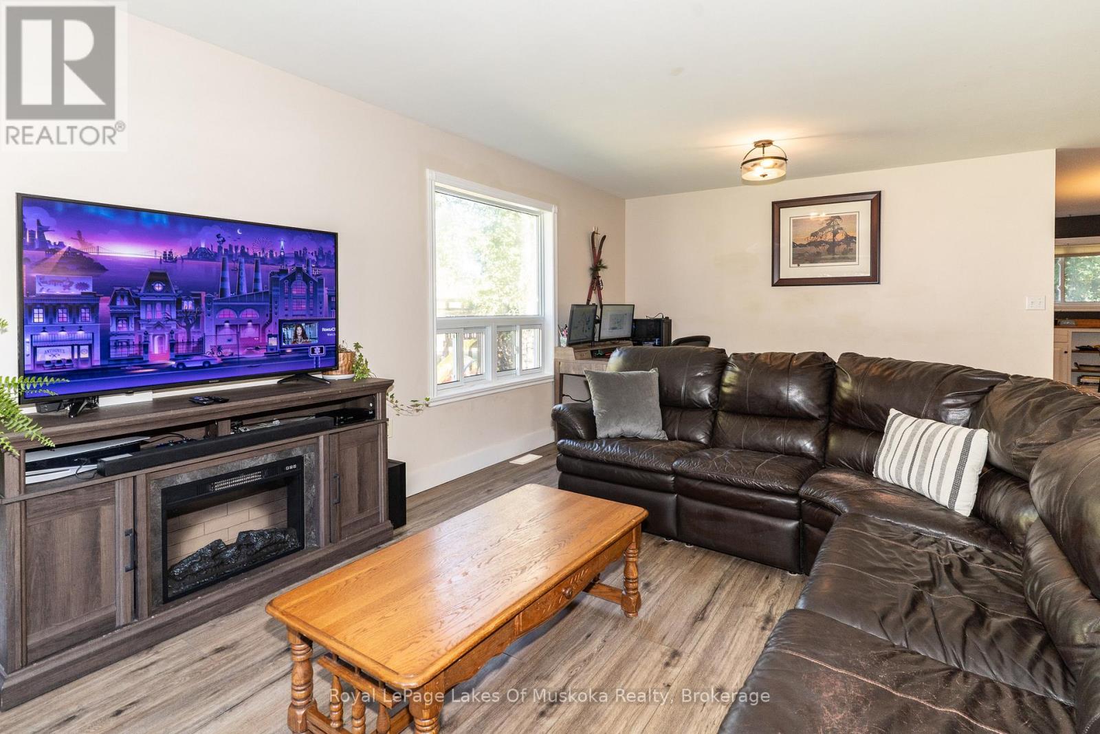 22 Knotty Pine Trail, Huntsville, Ontario  P1H 1S7 - Photo 6 - X12598228