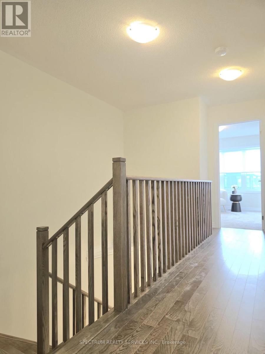 19 Inverness Way, Bradford West Gwillimbury (Bradford), Ontario  L3Z 0W4 - Photo 13 - N12596914