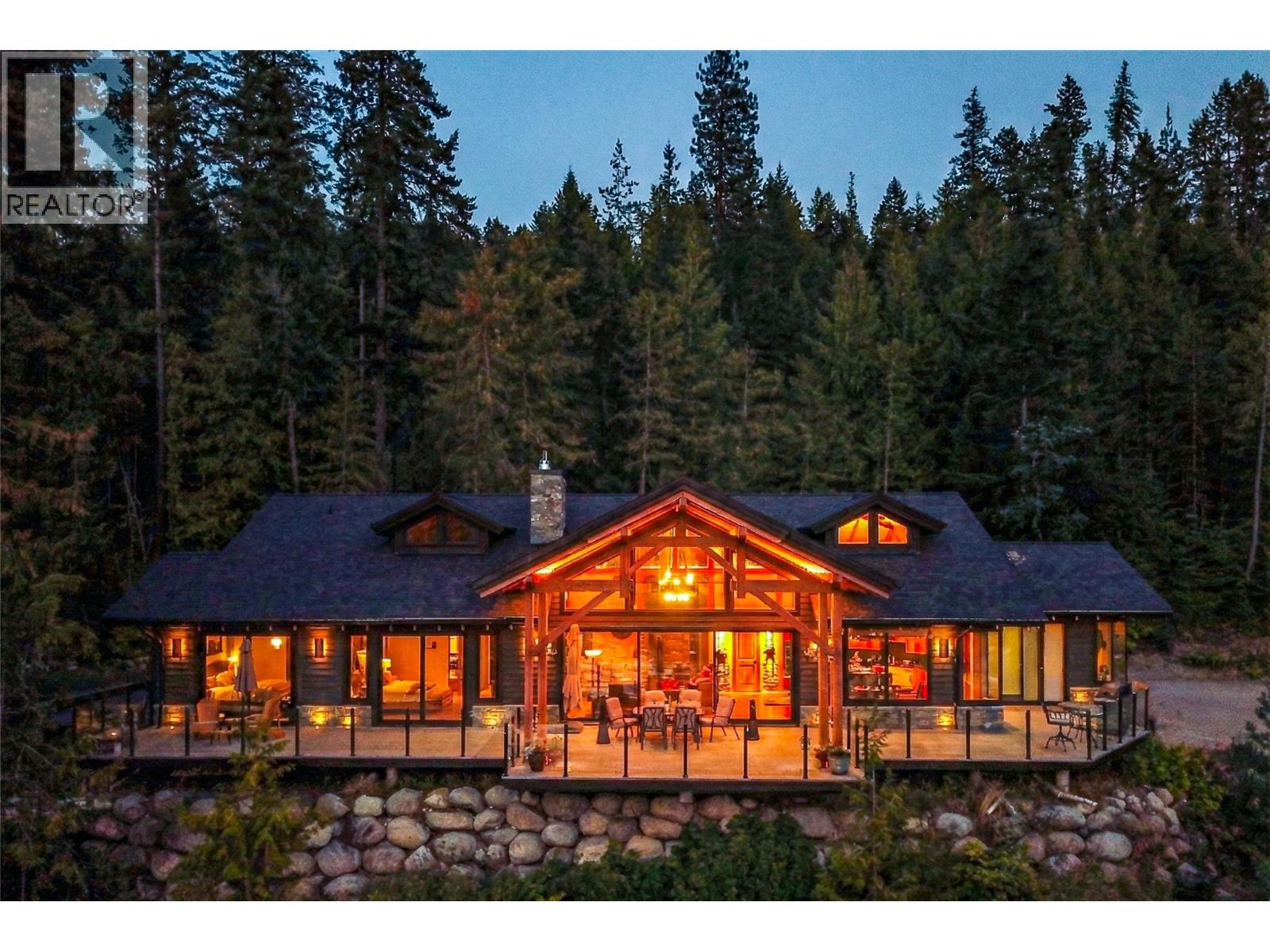 Crawford Bay / Riondel House for sale:  4 bedroom 3,274 sq.ft. (Listed 2025-12-06)