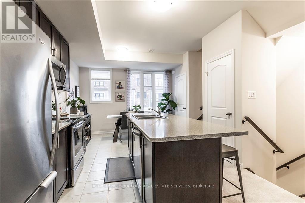 8 - 219 Dundas Street E, Hamilton (Waterdown), Ontario  L8B 1V9 - Photo 7 - X12597946