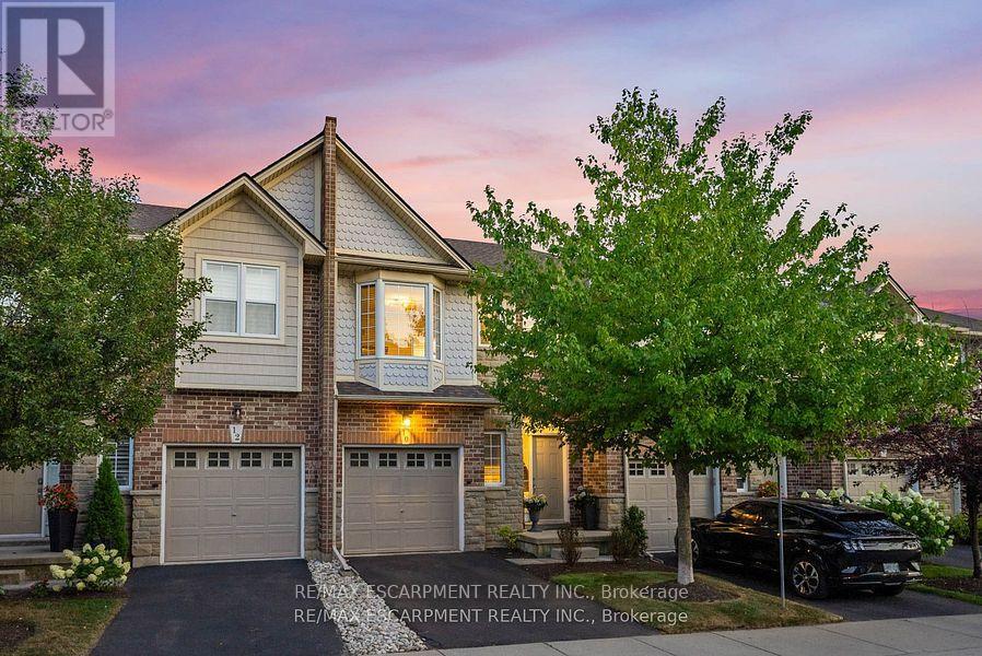 4 - 10 LIDDYCOAT LANE, Hamilton, Ontario