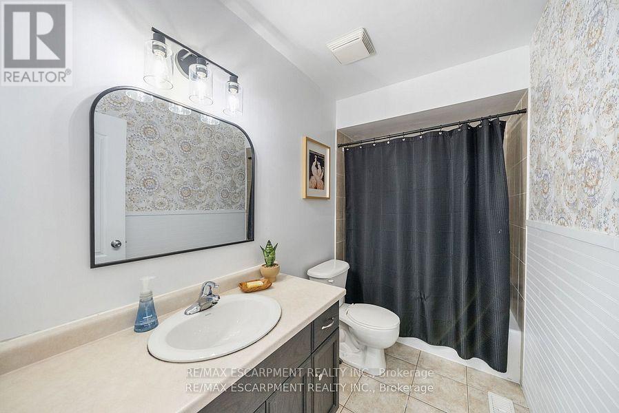 4 - 10 Liddycoat Lane, Hamilton, Ontario  L9G 0A7 - Photo 30 - X12597964