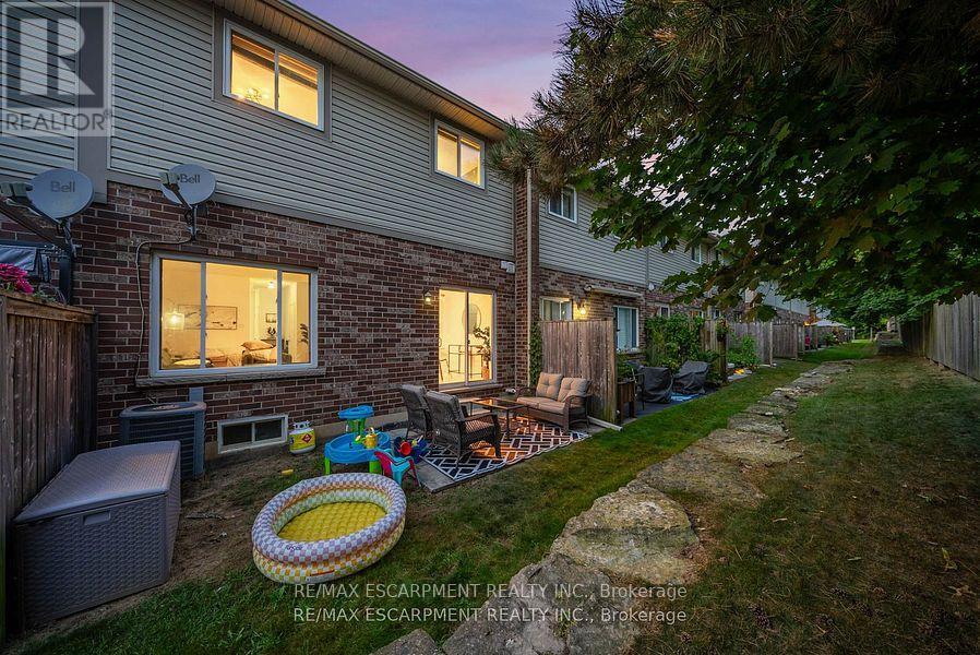 4 - 10 Liddycoat Lane, Hamilton, Ontario  L9G 0A7 - Photo 44 - X12597964