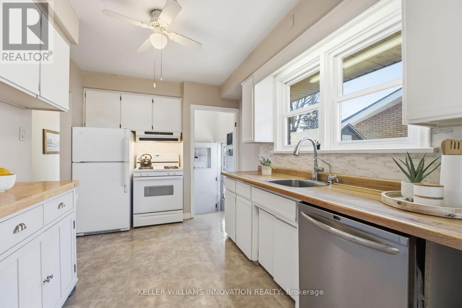 11 Kensington Avenue, Kitchener, Ontario  N2B 1J5 - Photo 5 - X12598050