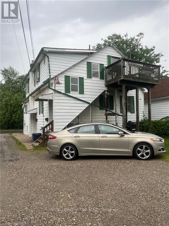 83 Stanley Street, Brantford, Ontario  N3S 6M5 - Photo 3 - X12598056