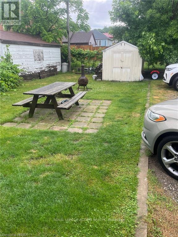 83 Stanley Street, Brantford, Ontario  N3S 6M5 - Photo 4 - X12598056