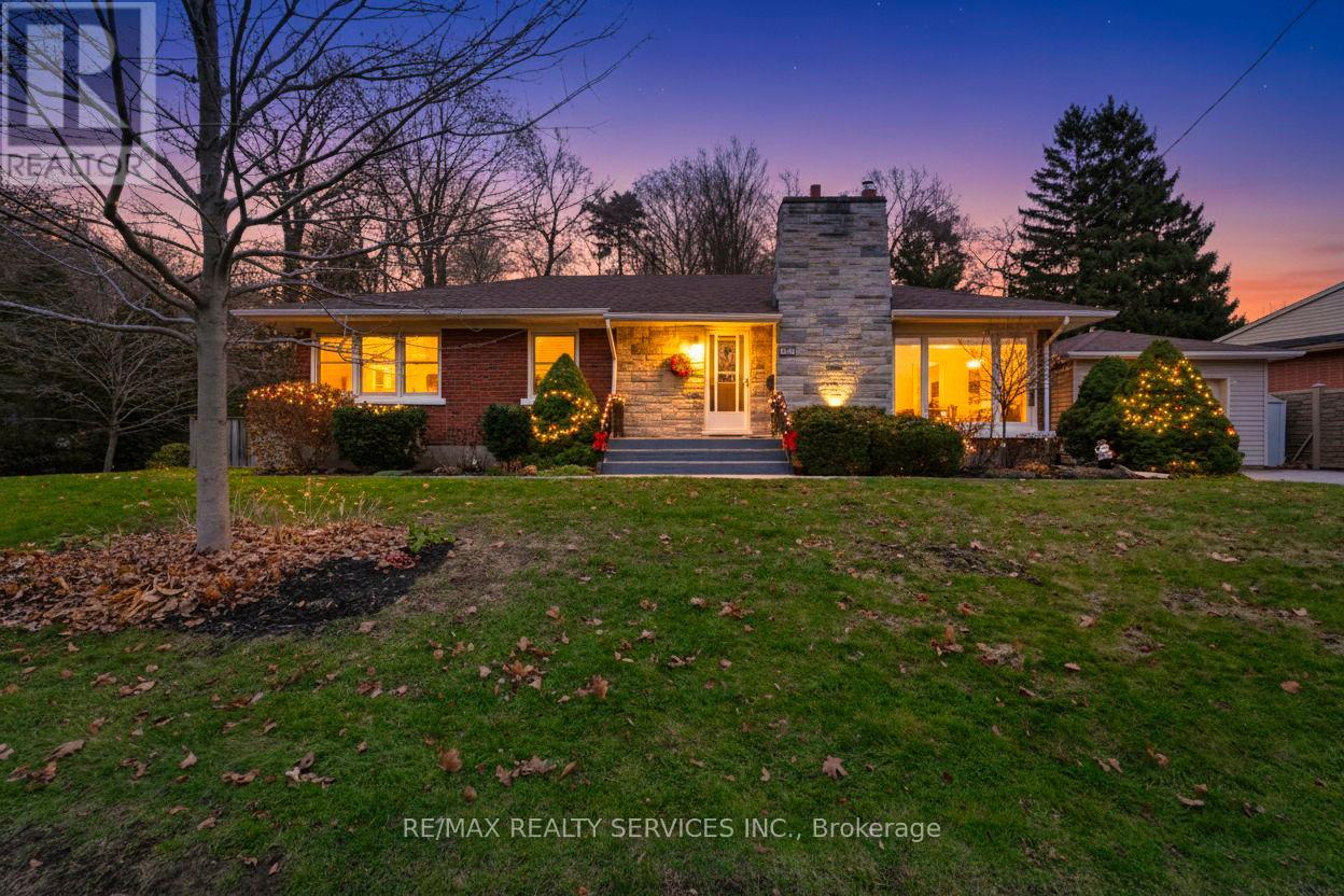 145 Glenforest Road, Cambridge, Ontario  N3C 1V6 - Photo 1 - X12598062