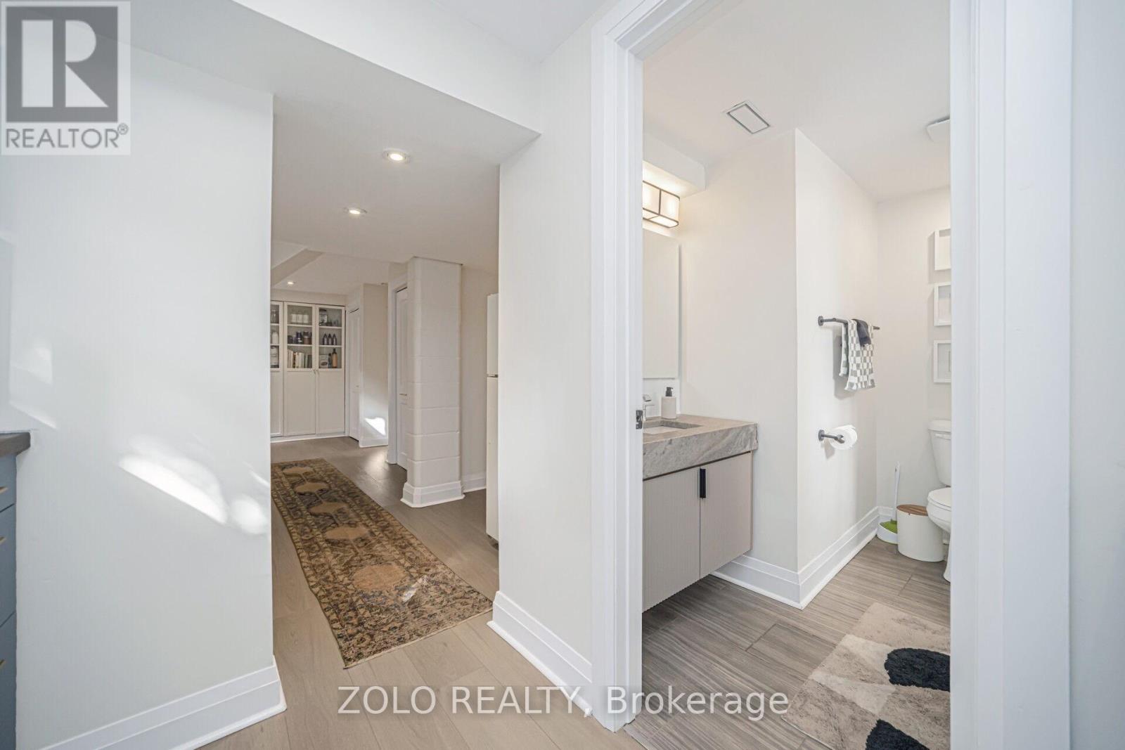 115 Welbourn Drive, Hamilton, Ontario  L9A 3N5 - Photo 15 - X12598098