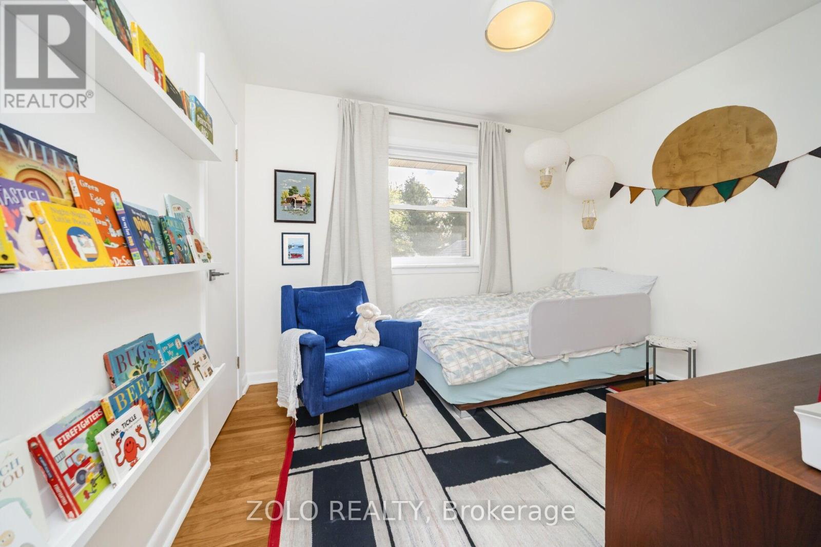 115 Welbourn Drive, Hamilton, Ontario  L9A 3N5 - Photo 5 - X12598098