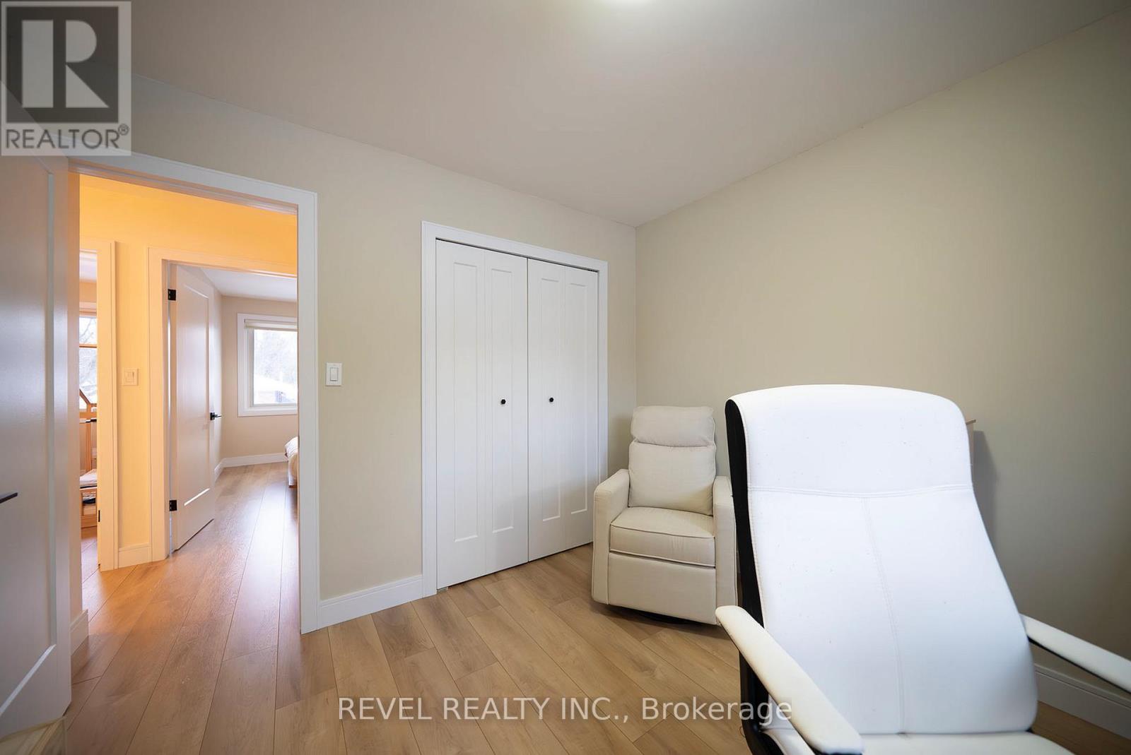 2 Grenada Drive, Norfolk, Ontario N3Y 3E7 - Photo 12 - X12598134