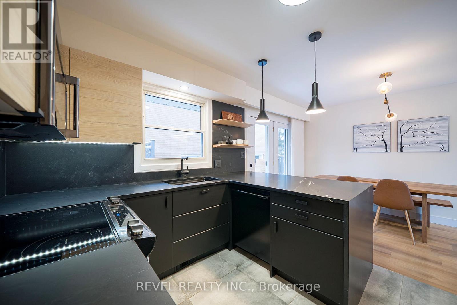 2 Grenada Drive, Norfolk, Ontario N3Y 3E7 - Photo 6 - X12598134