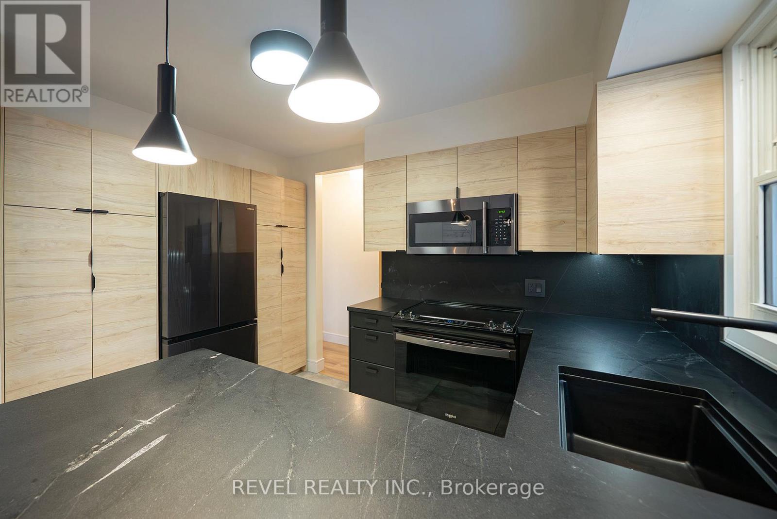 2 Grenada Drive, Norfolk, Ontario N3Y 3E7 - Photo 7 - X12598134