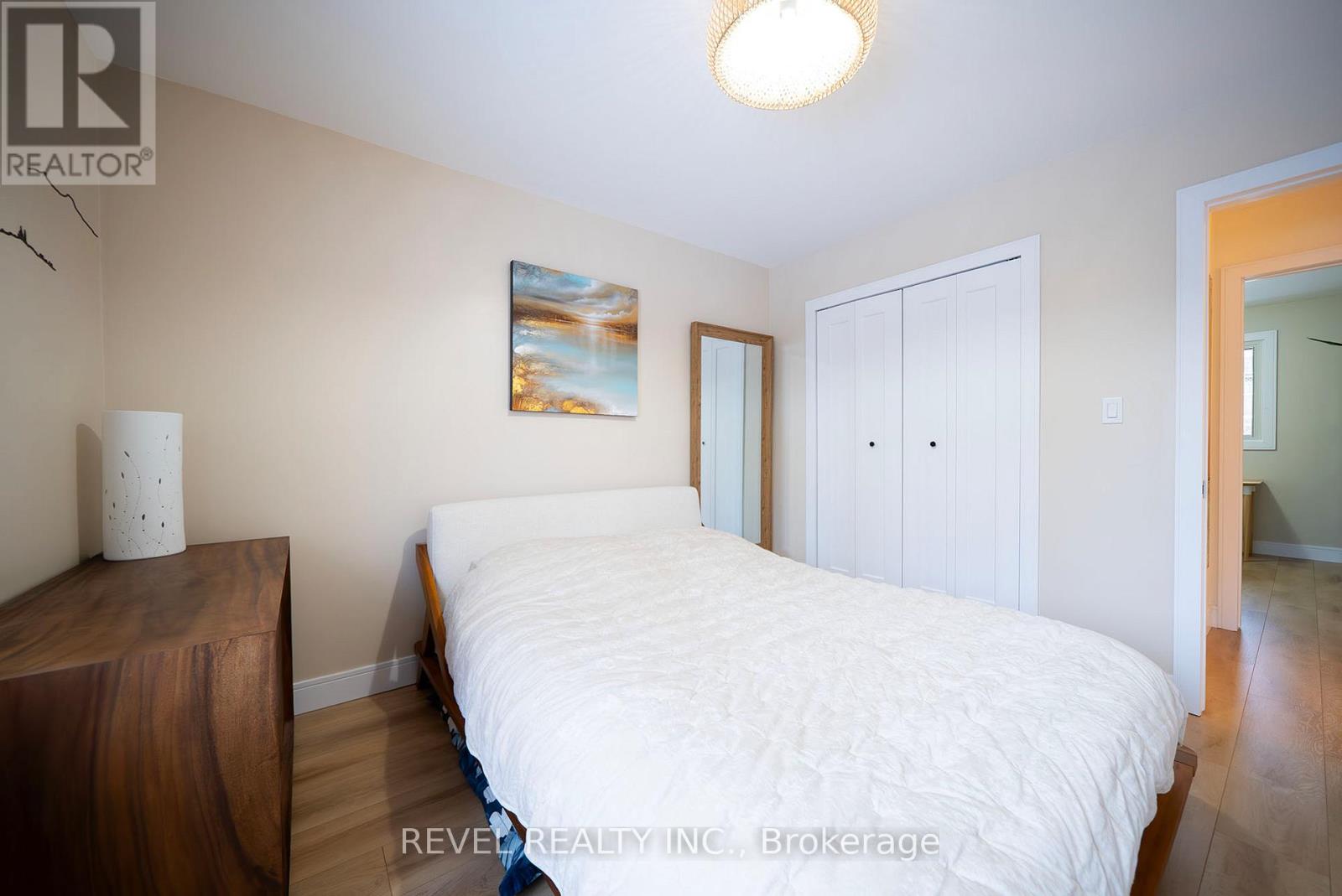 2 Grenada Drive, Norfolk, Ontario N3Y 3E7 - Photo 9 - X12598134