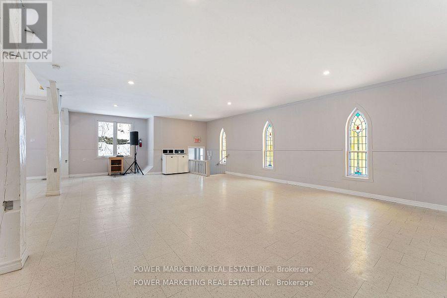 2476 Old Montreal Road, Ottawa, Ontario  K4C 1G6 - Photo 15 - X12598206