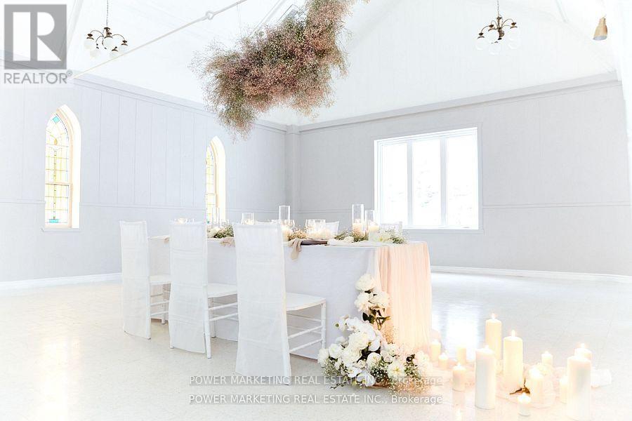 2476 Old Montreal Road, Ottawa, Ontario  K4C 1G6 - Photo 8 - X12598206