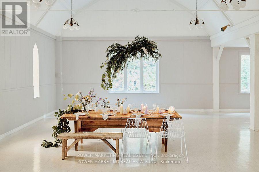 2476 Old Montreal Road, Ottawa, Ontario  K4C 1G6 - Photo 9 - X12598206