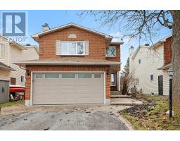 18 SHETLAND WAY, Ottawa, Ontario