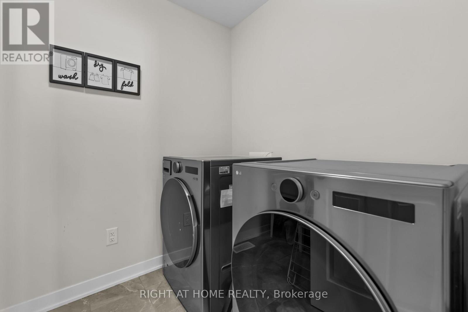 837 Derreen Avenue, Ottawa, Ontario  K2S 3A7 - Photo 36 - X12598242