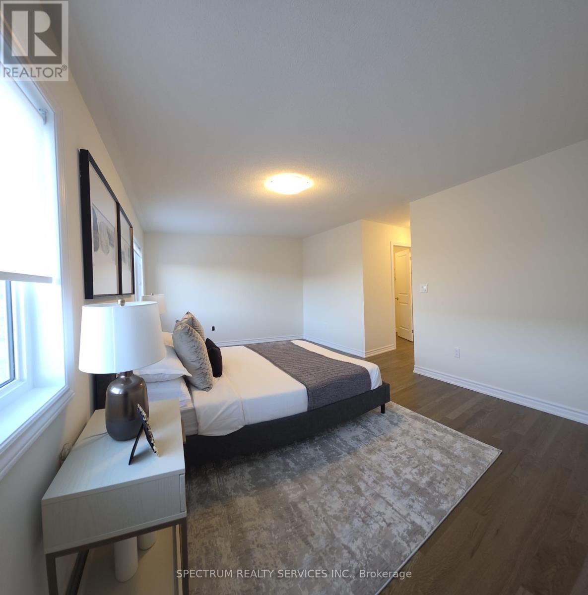 19 Inverness Way, Bradford West Gwillimbury (Bradford), Ontario  L3Z 0W4 - Photo 18 - N12596914