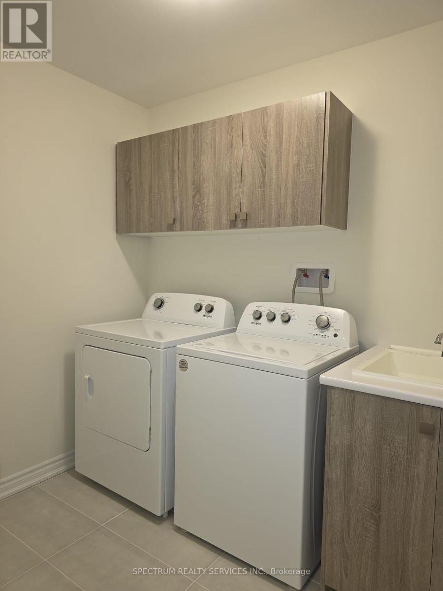 19 Inverness Way, Bradford West Gwillimbury (Bradford), Ontario  L3Z 0W4 - Photo 27 - N12596914