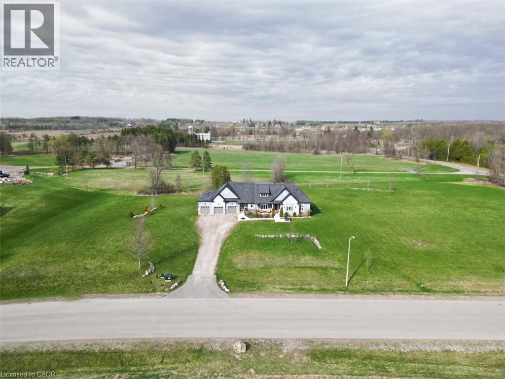 20 Chesswood Trail, Hamilton, Ontario  L8N 2Z7 - Photo 3 - 40792108