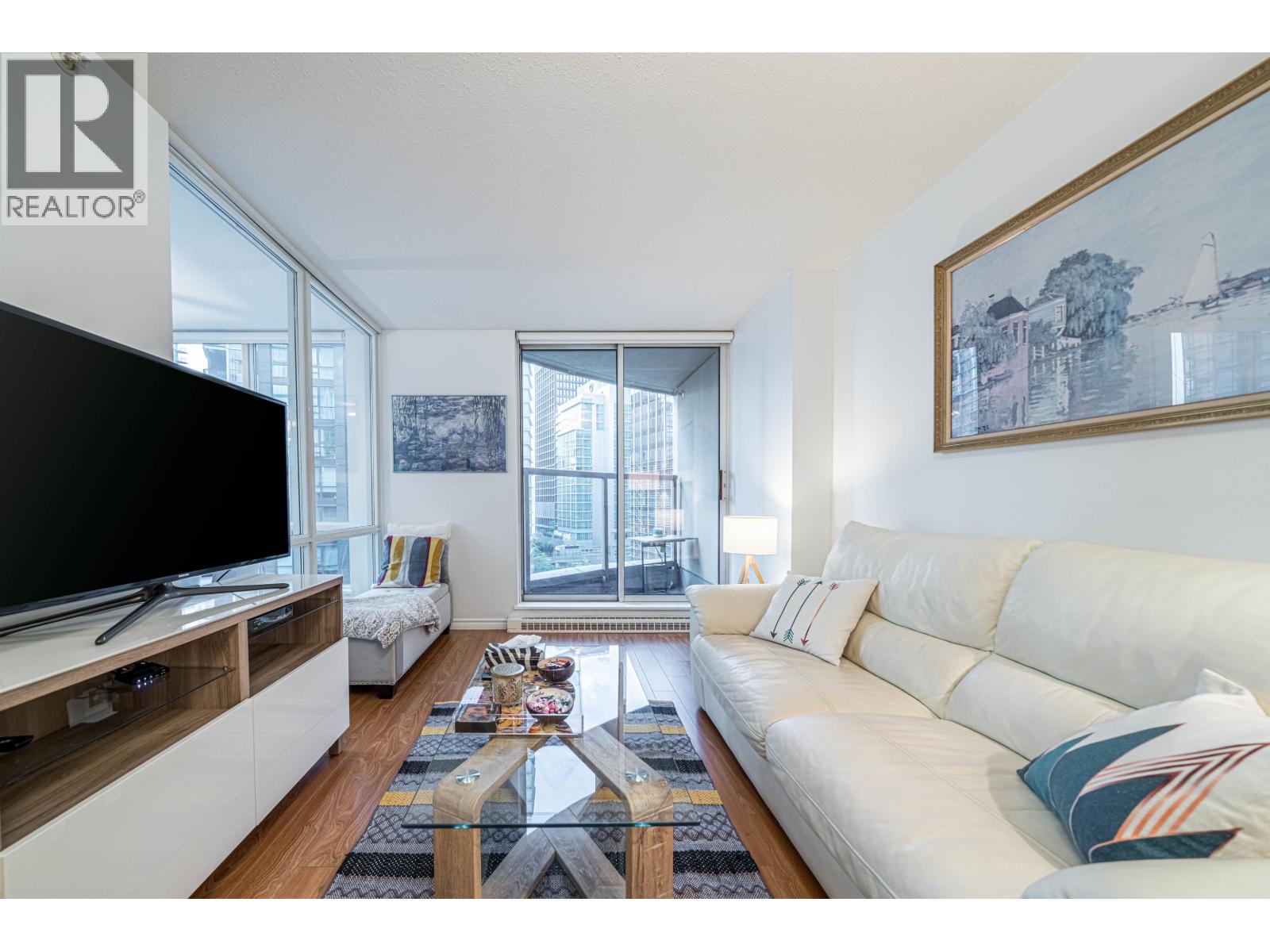 903 1166 Melville Street, Vancouver, British Columbia V6E 4P6 - Photo 3 - R3071813