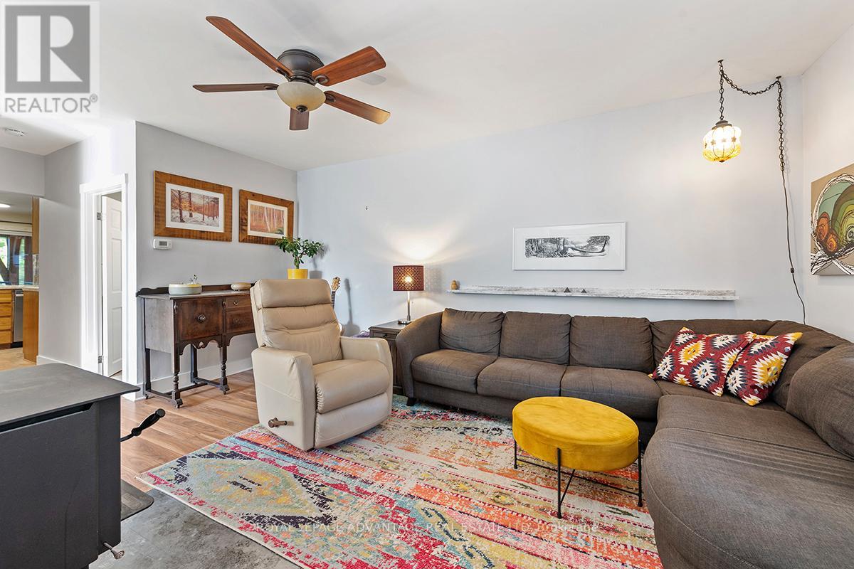 74 Beckwith Street E, Perth, Ontario  K7H 1C1 - Photo 15 - X12598188