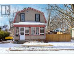 74 BECKWITH STREET E, Perth, Ontario