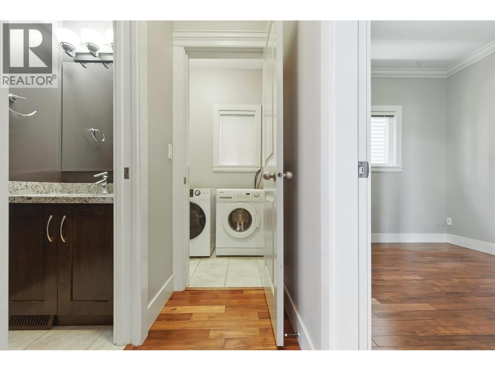 1250 Yangtze Place, Port Coquitlam, British Columbia  V3B 7X1 - Photo 7 - R3071825