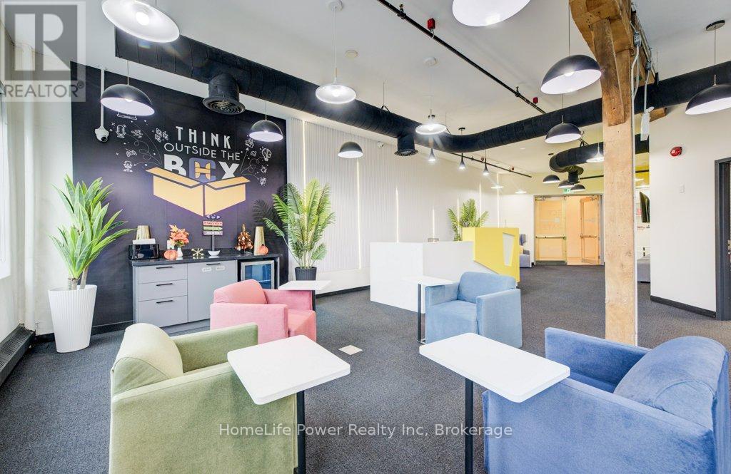 300 - 1 - 72 Victoria Street S, Kitchener, Ontario  N2G 4Y9 - Photo 13 - X12430045