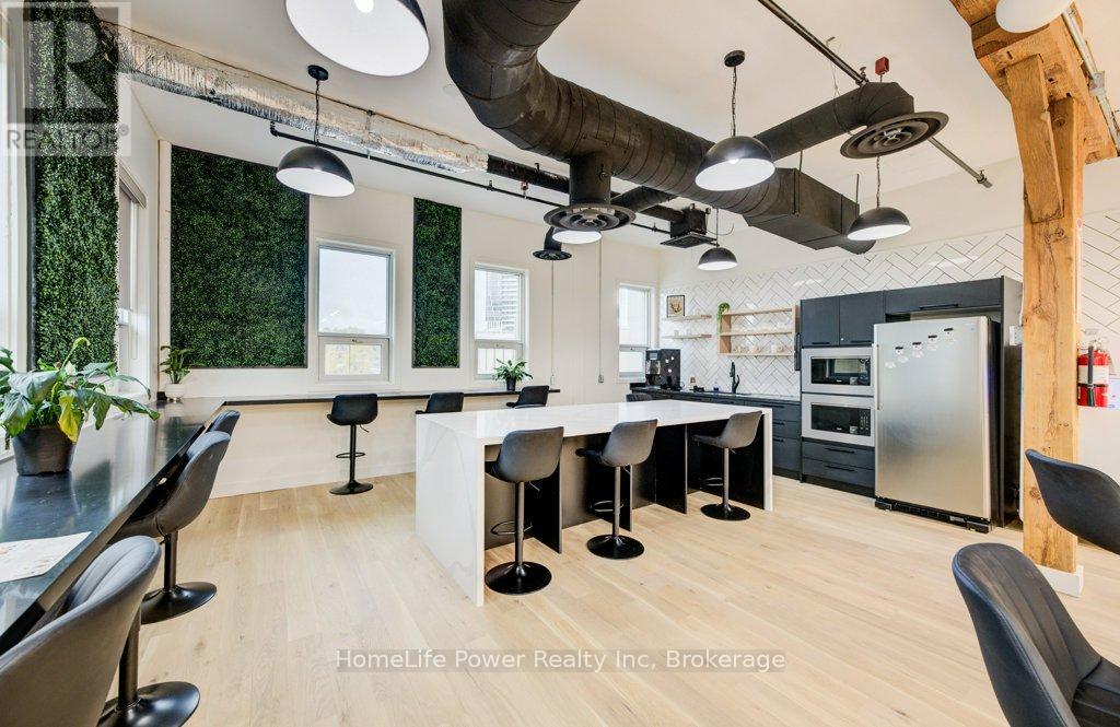 300 - 11 - 72 Victoria Street S, Kitchener, Ontario  N2G 4Y9 - Photo 27 - X12430048