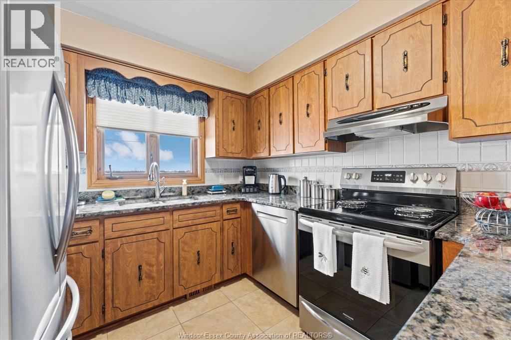 2055 Ellis Sideroad, Lakeshore, Ontario N0R 1K0 - Photo 15 - 25031101