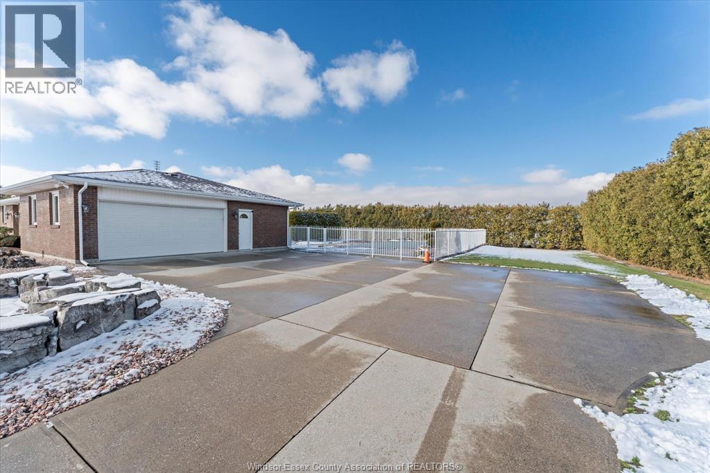 2055 Ellis Sideroad, Lakeshore, Ontario N0R 1K0 - Photo 35 - 25031101