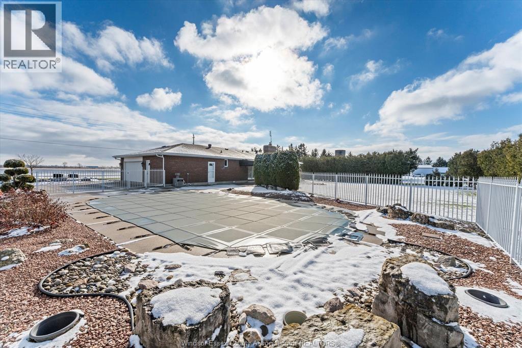 2055 Ellis Sideroad, Lakeshore, Ontario N0R 1K0 - Photo 39 - 25031101