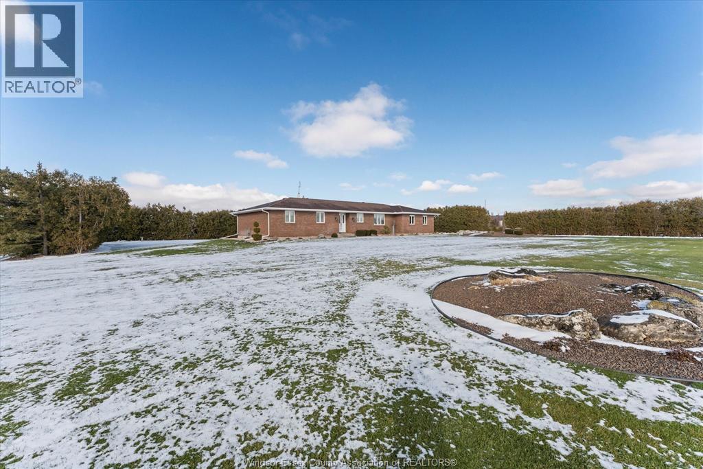 2055 Ellis Sideroad, Lakeshore, Ontario N0R 1K0 - Photo 4 - 25031101