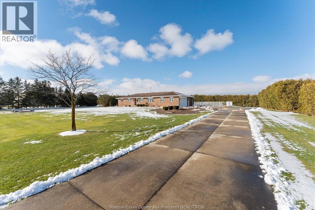 2055 Ellis Sideroad, Lakeshore, Ontario N0R 1K0 - Photo 5 - 25031101