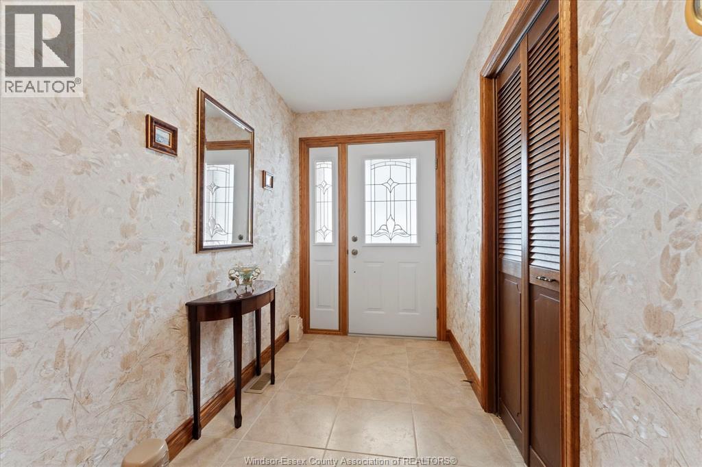 2055 Ellis Sideroad, Lakeshore, Ontario N0R 1K0 - Photo 6 - 25031101