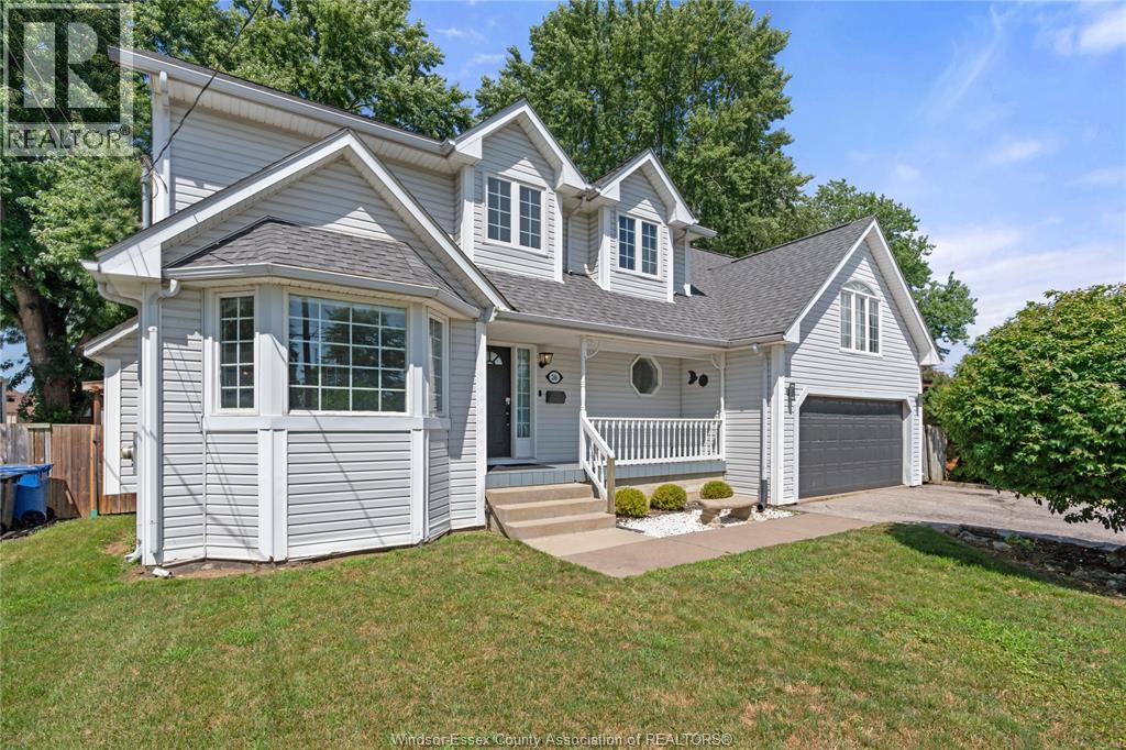 MLS# 25031098: 206 WILLOW DRIVE, LaSalle, Canada