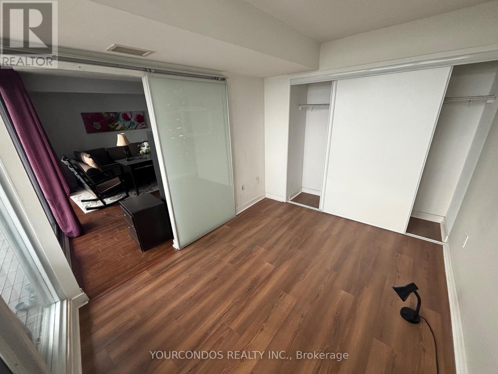 2110 - 25 Capreol Court, Toronto (Waterfront Communities), Ontario  M5V 3Z7 - Photo 12 - C12549670